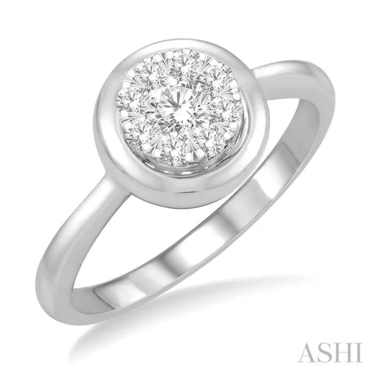 1/3 Ctw Round Diamond Lovebright Ring in 14K White Gold