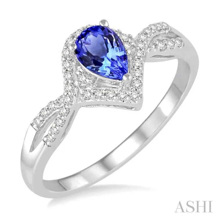 6x4 MM Tanzanite and 1/6 Ctw Round Cut Diamond Ring in 14K White Gold