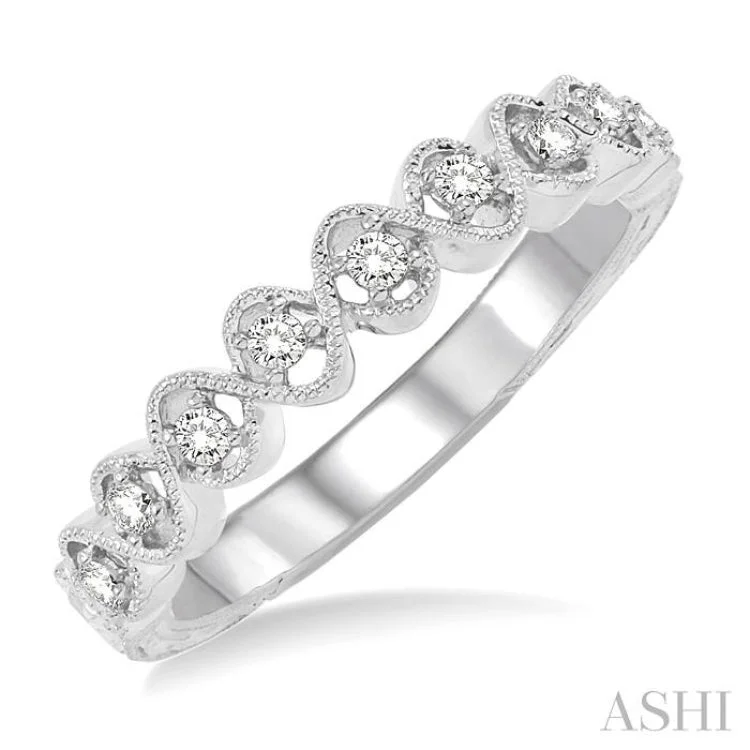 1/6 Ctw Round Diamond Wedding Band in 14K White Gold