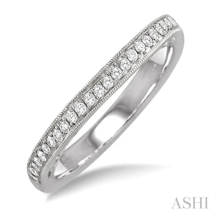 1/4 Ctw Round Cut Diamond Wedding Band in 14K White Gold