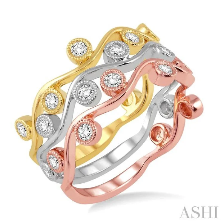 1/3 Ctw Round Cut Diamond Triple Band Set in 14K Tri Color Gold