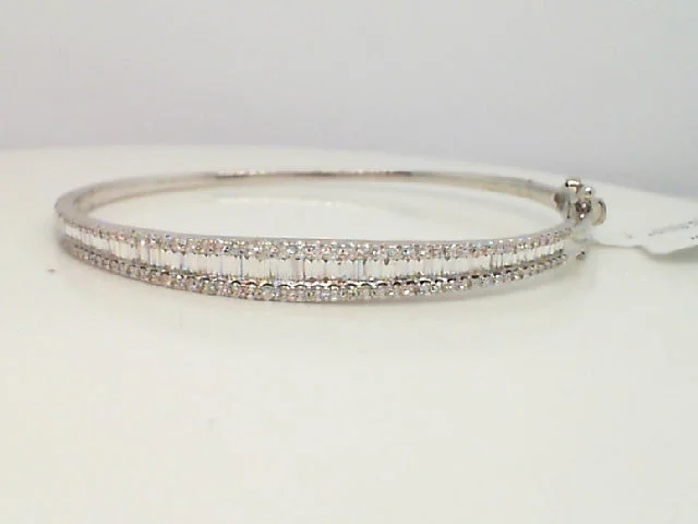 14Kt. White Gold 1.83Ctdw Natural Round And Baguette Diamond Bangle Bracelet