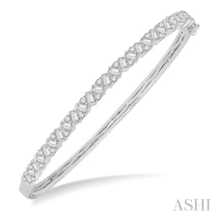 2 ctw Zigzag Baguette and Round Cut Diamond Bangle in 14K White Gold